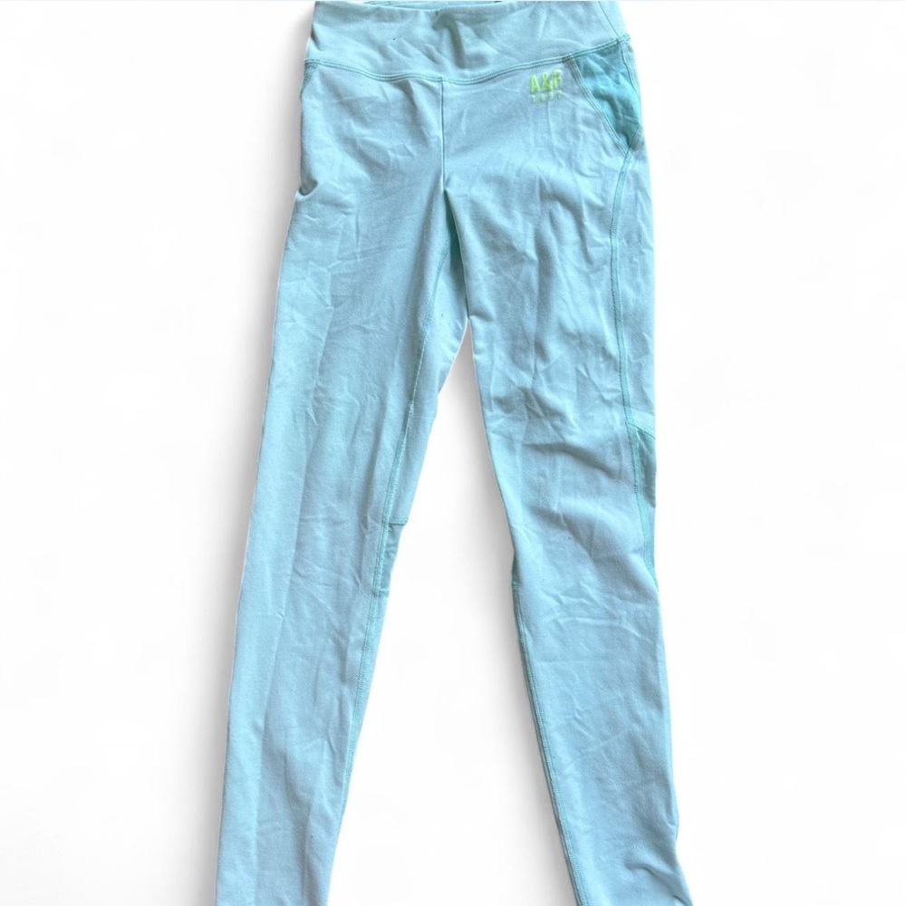 Mint green RARE Y2K vintage A&F active wear line that’s now discontinued